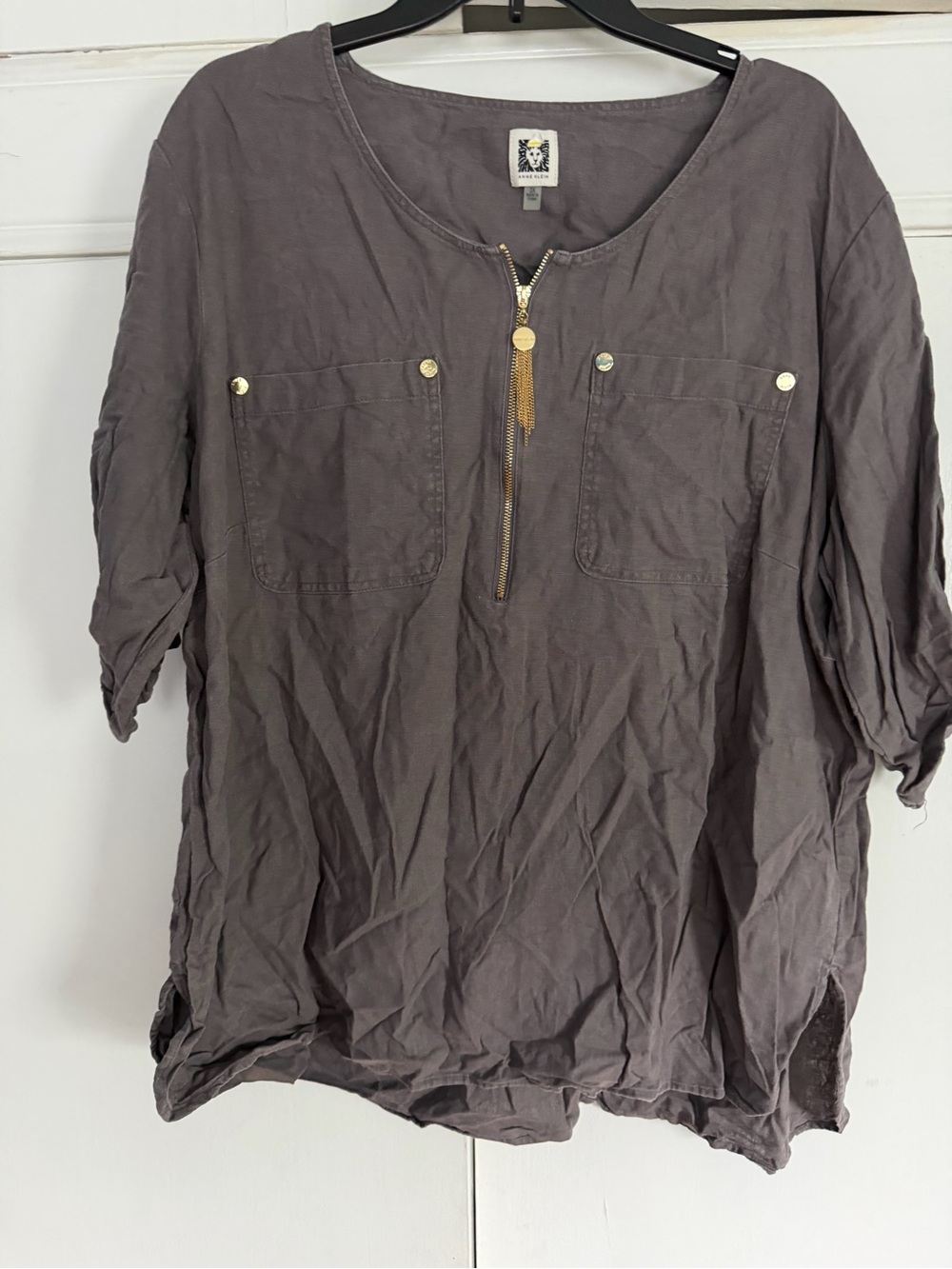 Anne Klein Slate Gray Casual Button-Front Shirt with Gold Accents